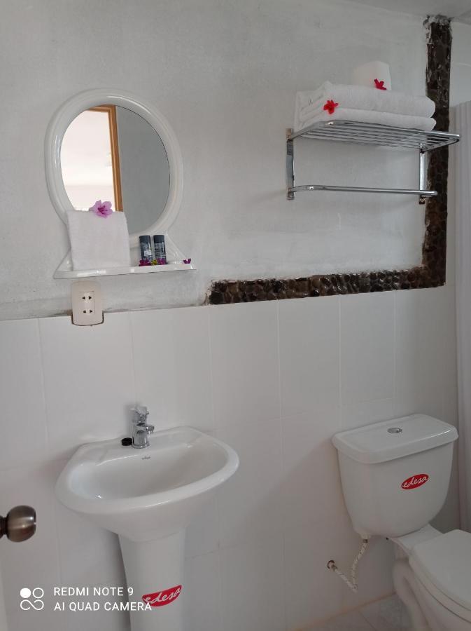 Hospedaje Y Restaurante Saywa Llachon Екстериор снимка